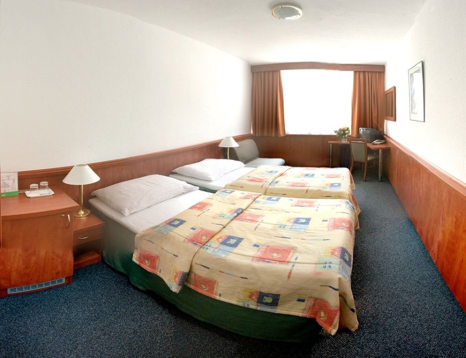 Olympik Tristar Hotel Prague Room photo